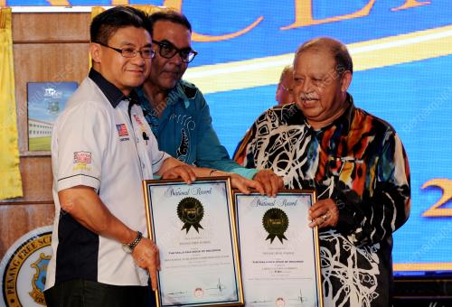 PG15_22102016_MALAYSIA_BOOK