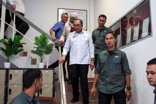 DATUK SERI ANWAR IBRAHIM