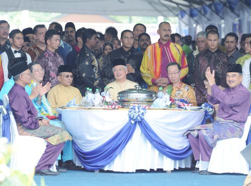 RUMAH TERBUKA