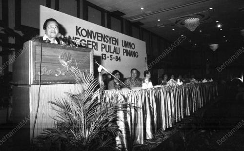 PG16_14072015_KONVOKESYEN_UMNO