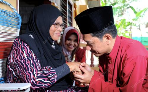 PG16_25042015_SUHAIMI_IBU