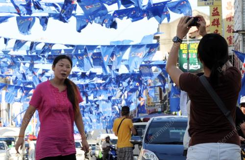 PG16_27042013_BENDERA