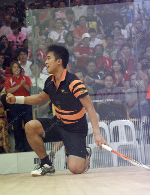 MOHD NAFIIZWAN MOHD ADNAN