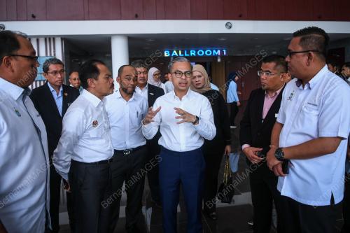 DATUK FAHMI FADZIL