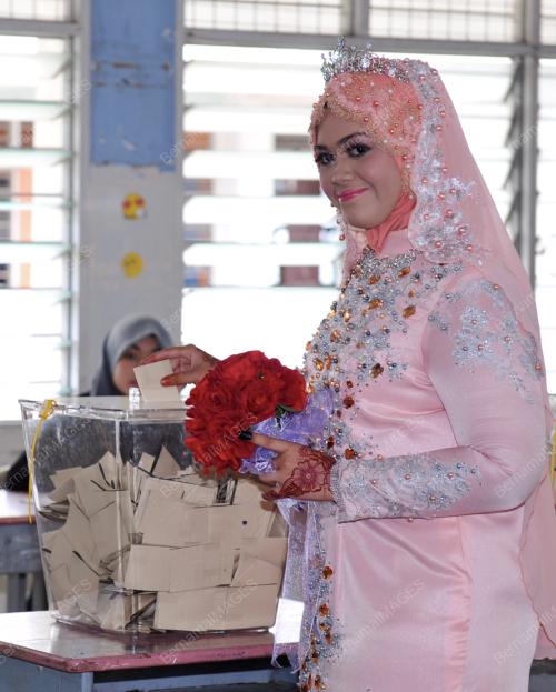 PG17_05052013_PRU13_PENGANTIN