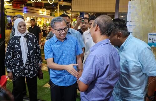 FAHMI FADZIL