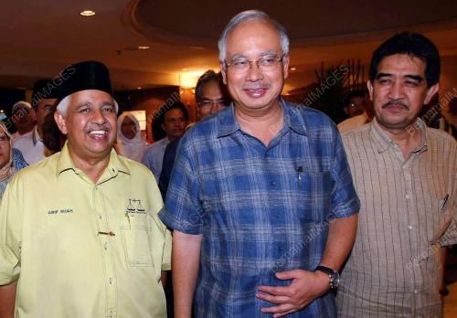 MOHD NAJIB ABDUL RAZAK