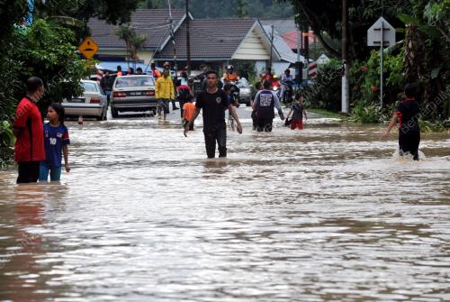 PG17_23018_BANJIR_23102018