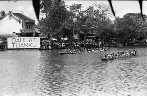 HARI KEPUTERAAN