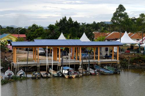 JETI NELAYAN TELUK IPIL
