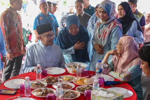 DATUK SERI ANWAR IBRAHIM