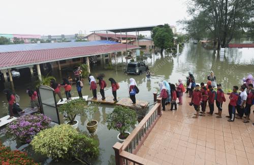 PG18_06112017_BANJIR