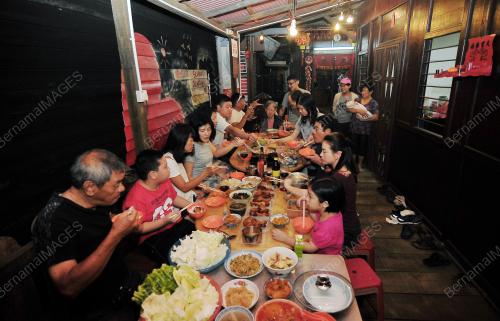PG18_15022018_MAKAN