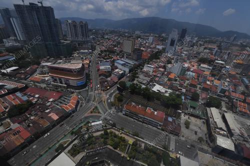 TINJAUAN COVID 19