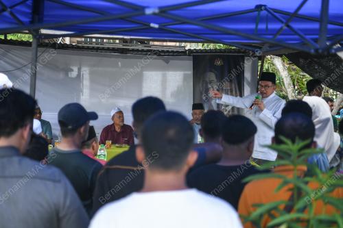 DATUK SERI ANWAR IBRAHIM