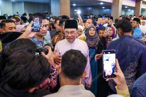 DATUK SERI ANWAR IBRAHIM