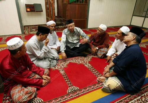MOHD NAJIB TUN ABDUL RAZAK