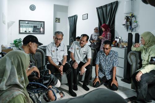 DATUK FAHMI FADZIL