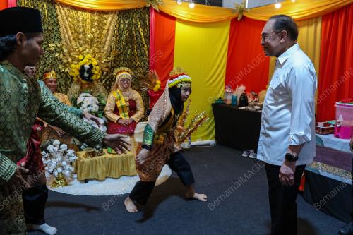 DATUK SERI ANWAR IBRAHIM