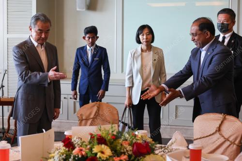 DATUK SERI DR ZAMBRY ABD KADIR