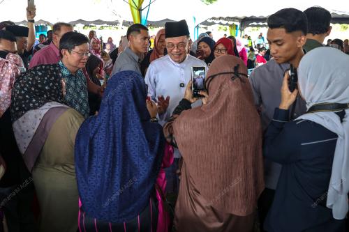DATUK SERI ANWAR IBRAHIM