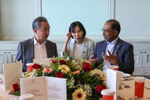 DATUK SERI DR ZAMBRY ABD KADIR