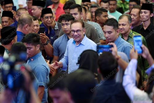 DATUK SERI ANWAR IBRAHIM