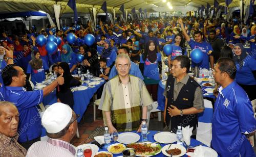 PG24_27042013_PAK_LAH_KEMPEN