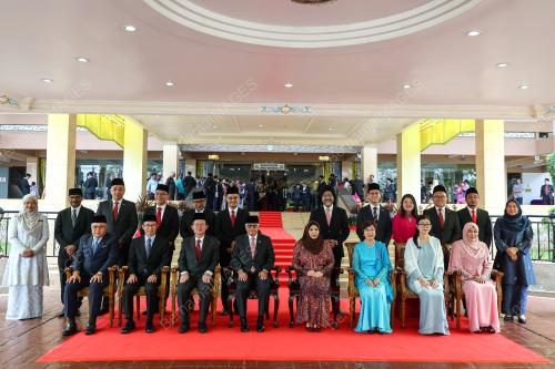 TUN AHMAD FUZI ABDUL RAZAK