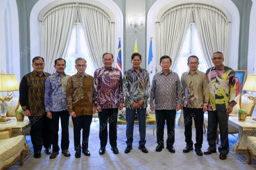 TUN RAMLI NGAH TALIB