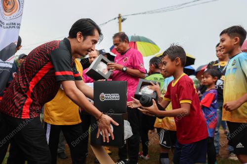 ADAM ADLI ABD HALIM