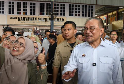 DATUK SERI ANWAR IBRAHIM