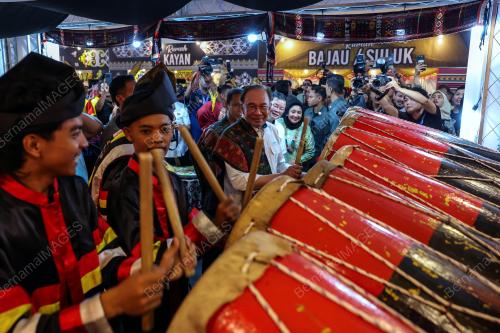 DATUK SERI ANWAR IBRAHIM