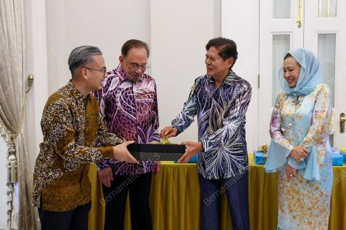 TUN RAMLI NGAH TALIB