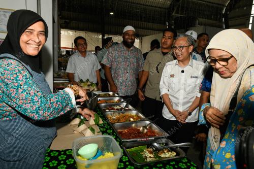 DATUK FAHMI FADZIL