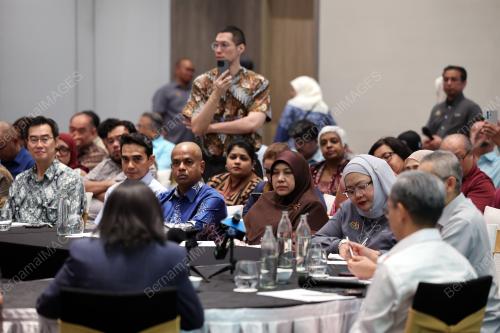 DATIN PADUKA NUR-UL AFIDA KAMALUDN