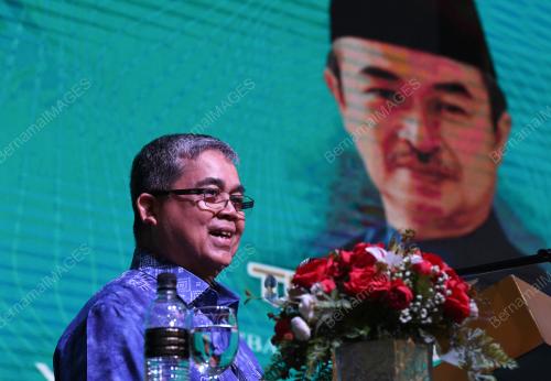 DATUK AARON AGO DAGANG