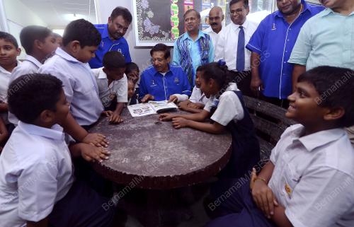 PG33_30042015_SJKT_DEWAN