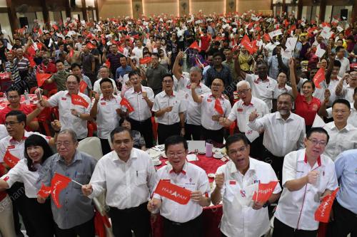 MAKAN MALAM DAP