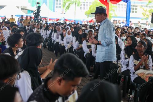 DATUK SERI ANWAR IBRAHIM