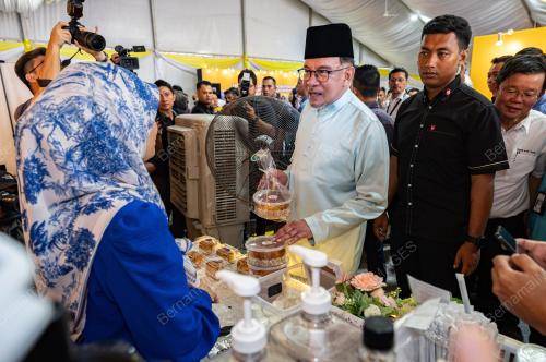 DATUK SERI ANWAR IBRAHIM