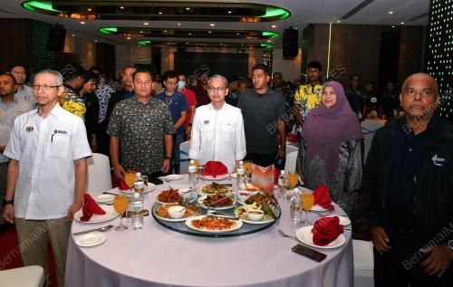 DATUK FAHMI FADZIL