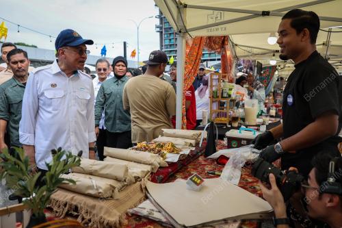 DATUK SERI ANWAR IBRAHIM