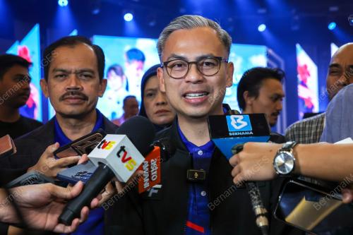 DATUK FAHMI FADZIL