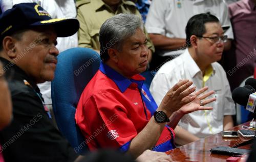 PG48_06112017_TPM_BANJIR_BN201711050490