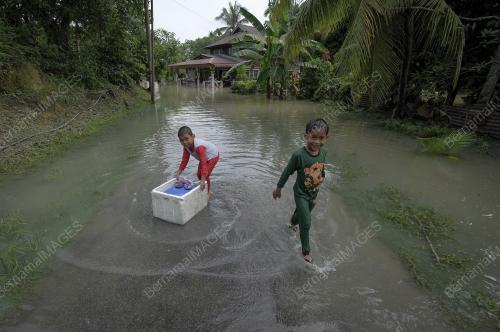 PG62_06112017_BANJIR