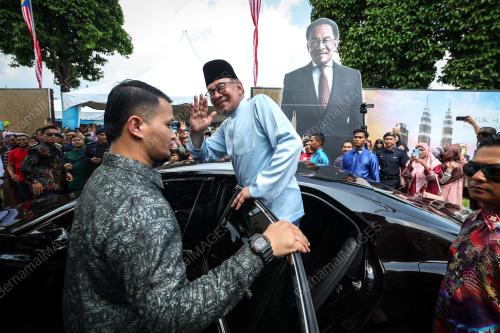 DATUK SERI ANWAR IBRAHIM