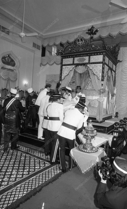 PG89_09032015_SULTAN_PERAK
