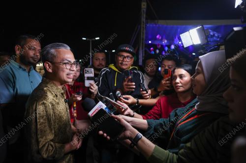 DATUK FAHMI FADZIL