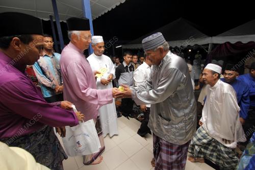 PH00_13072013_NAJIB3